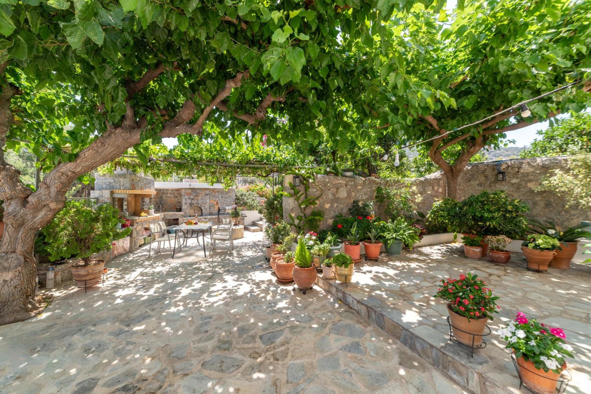 Kounenos House Holiday home *